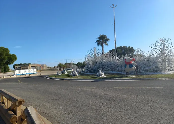 Coquet Studio 4 Pers, Piscine,Clim Mobile, Plage A 300 M,A 5Min A Pied Du Lydia