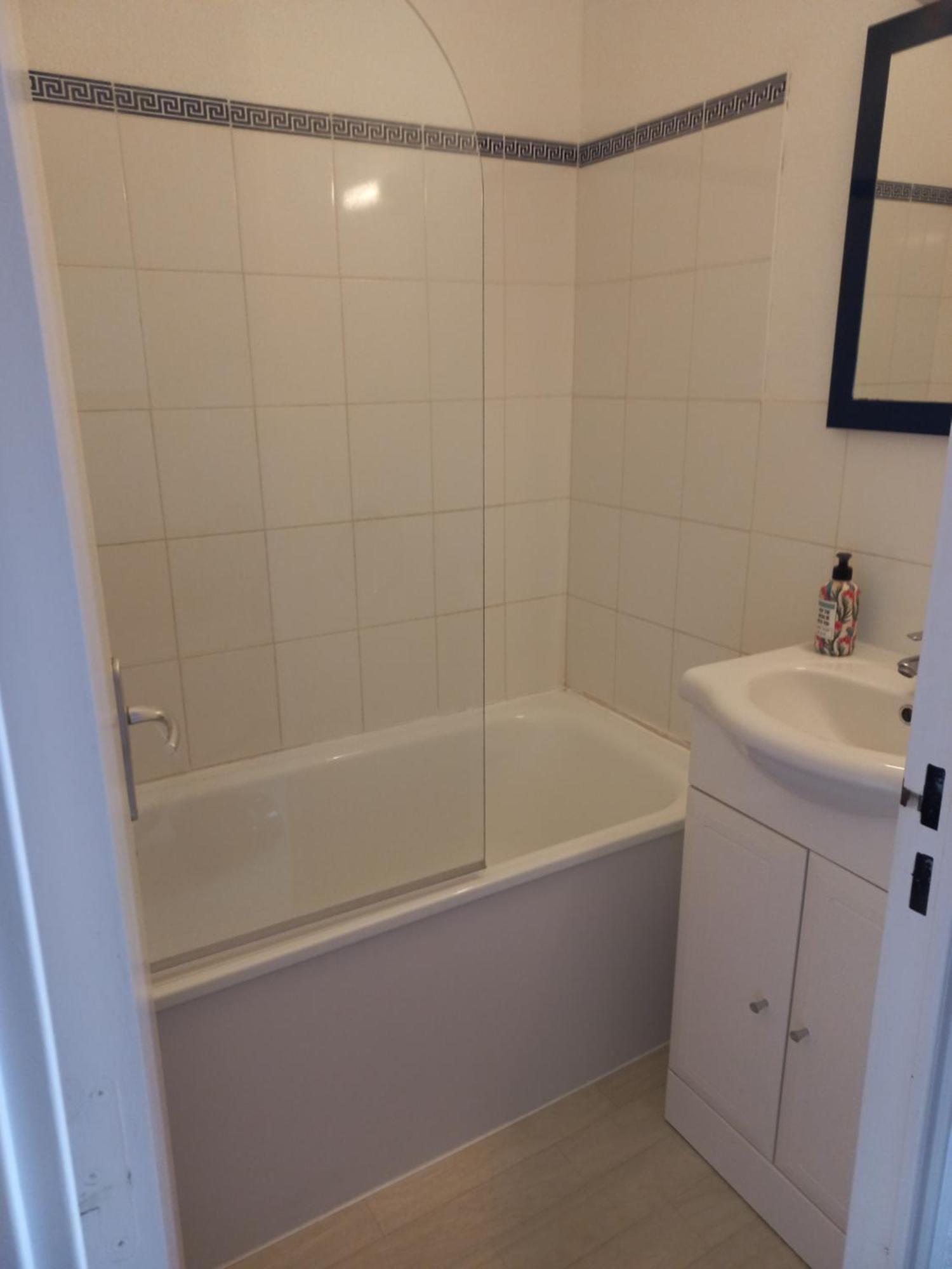 Coquet 4 Pers, Piscine,clim Mobile, A 300 M,a 5min A Pied Du Lydia Apartment