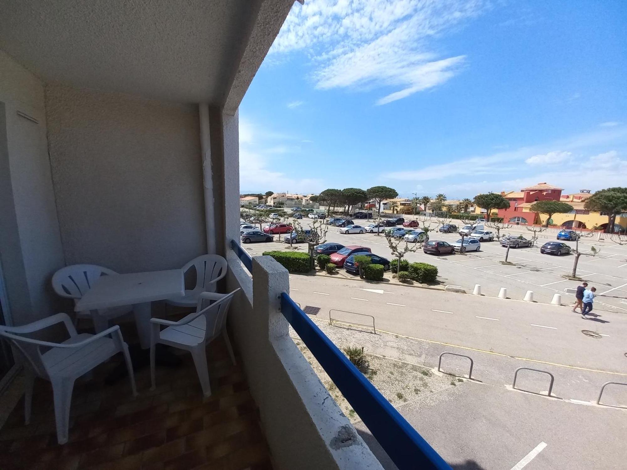 Apartment Coquet 4 Pers, Piscine,clim Mobile, A 300 M,a 5min A Pied Du Lydia